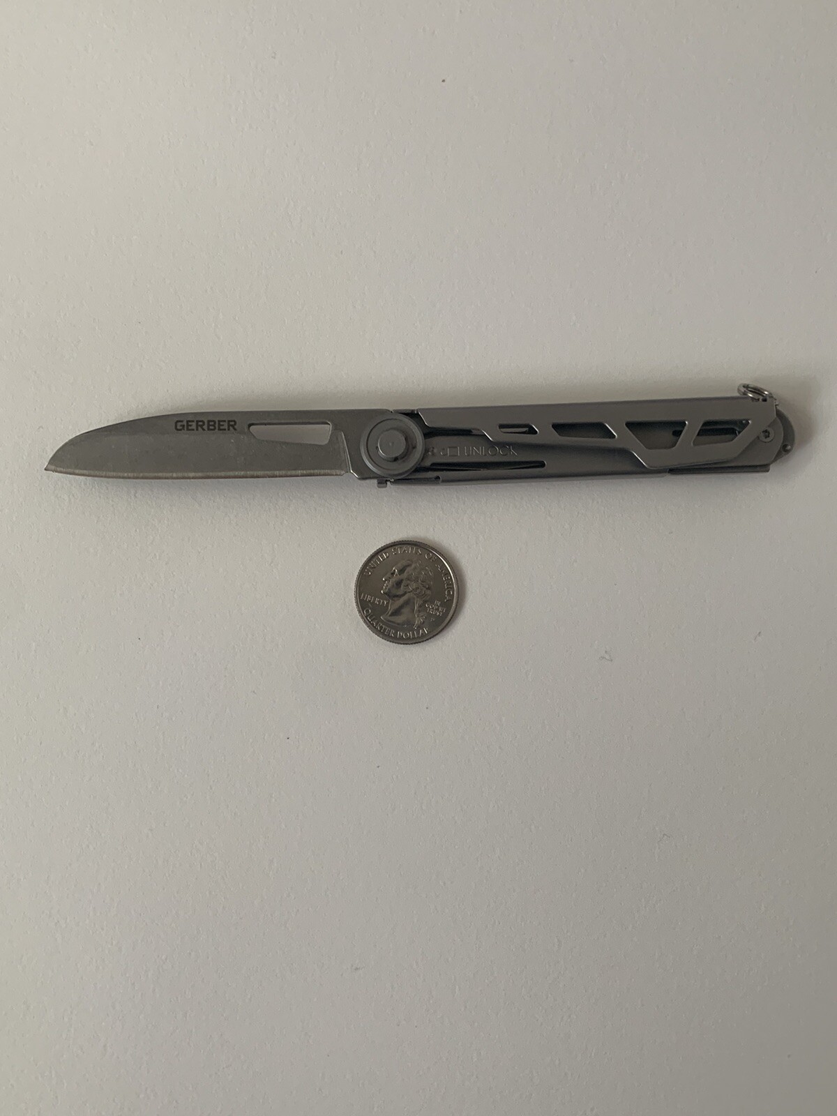 Gerber Armbar Slim Drive Multi-Tool 2.5 ” S.S. Blade 2 Sided Screwdriver 2.5 OZ
