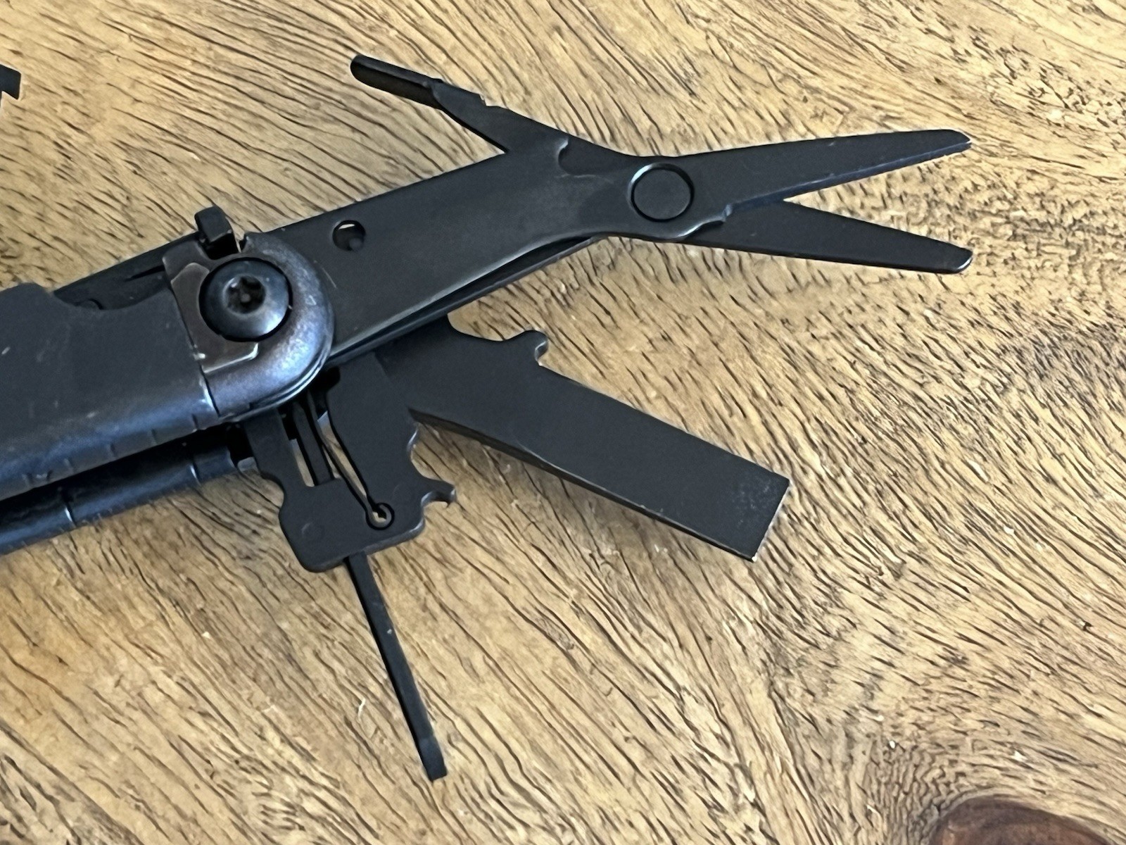 2025 Leatherman Wave Plus Black Oxide Multi-Tool EXCELLENT!!! w/Beautiful Sheath
