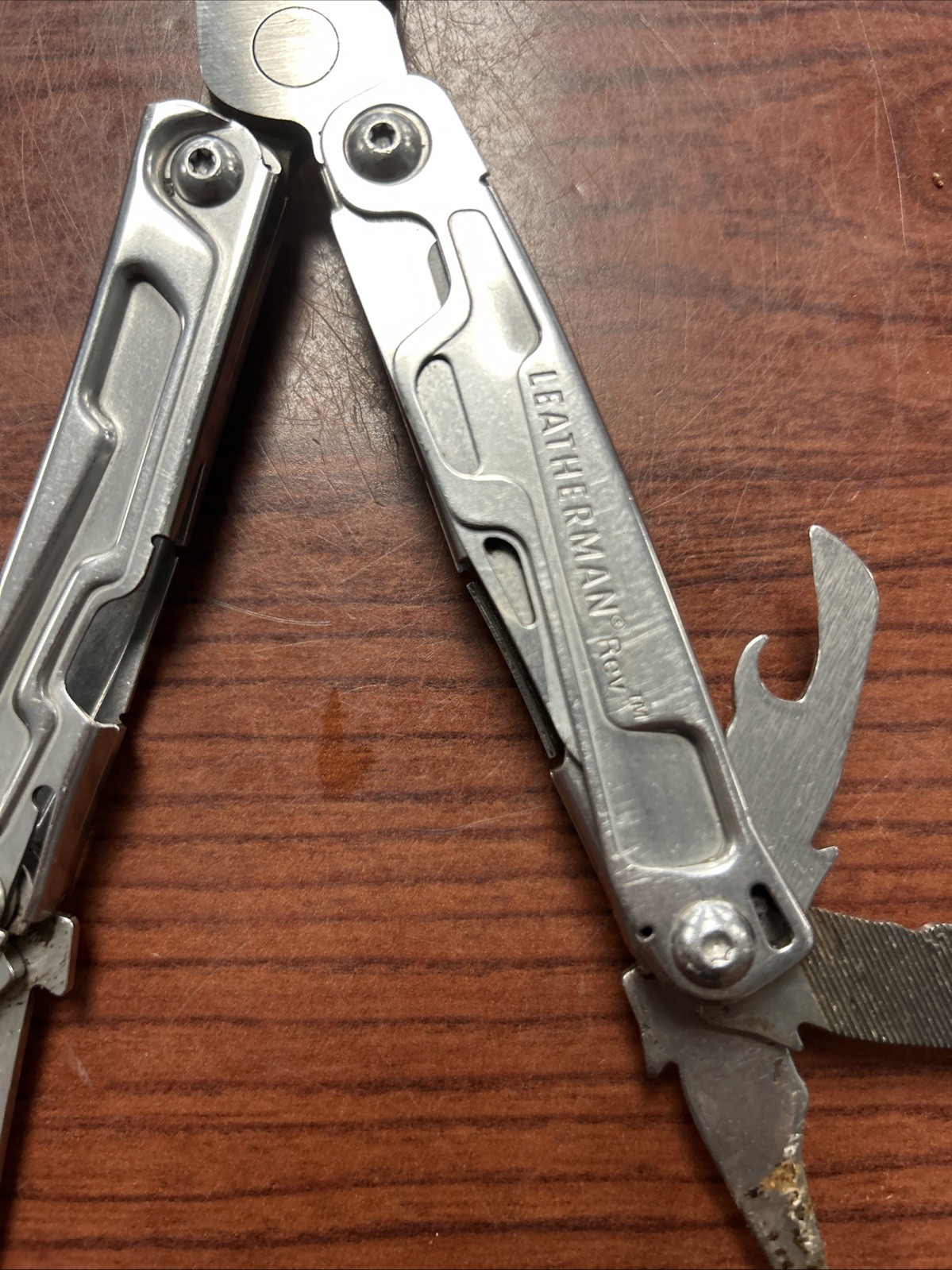Leatherman Rev 3.8″ Multi-Tool, Stainless