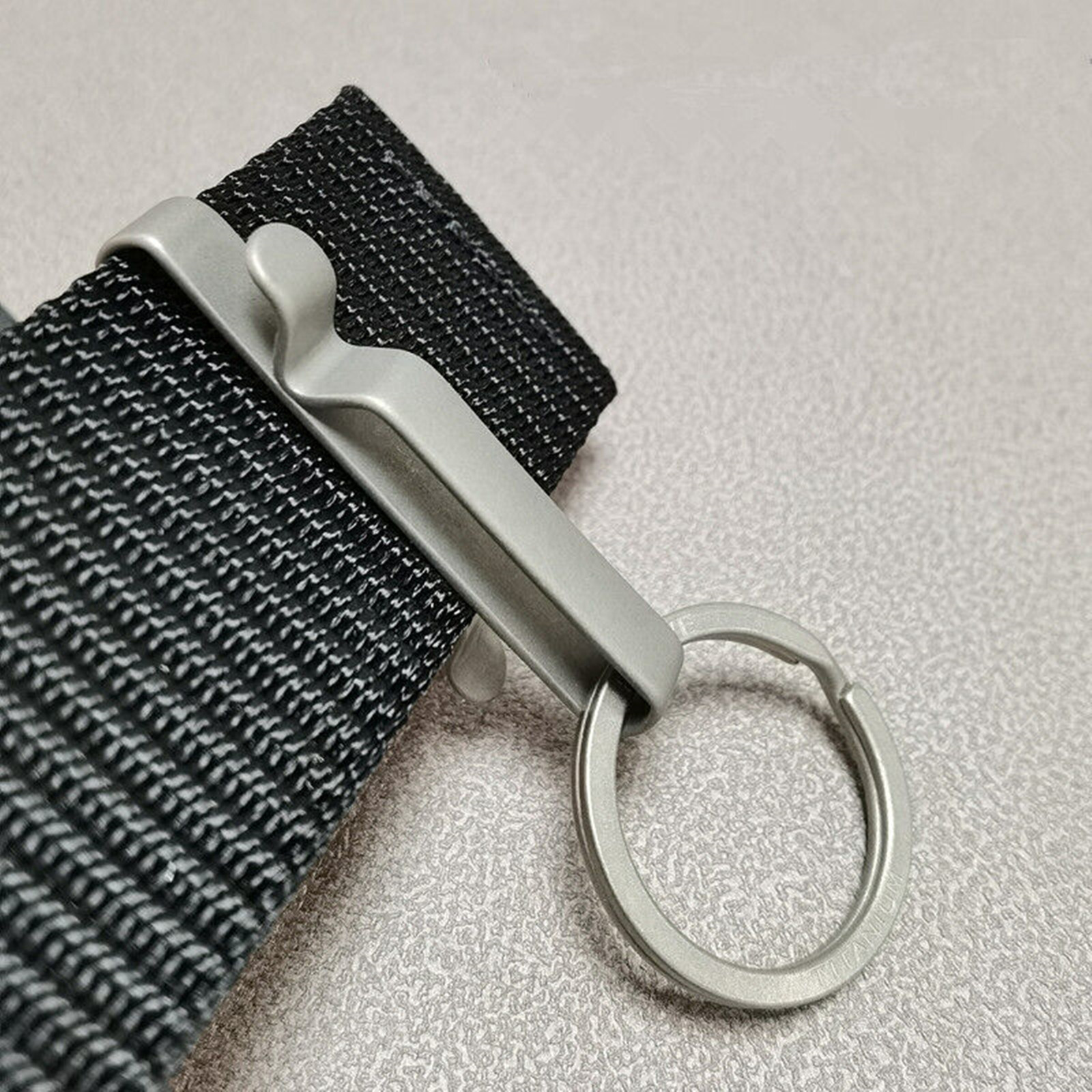 EDC Titanium Alloy Quick Buckle Detach Belt Waist Hanging Keychain Key Ring Tool