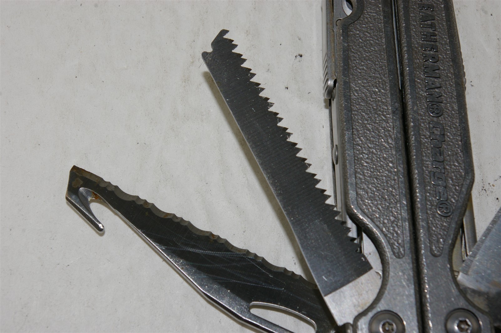 Leatherman Charge TTi Multi-Tool Multi-Plier S30V PLEASE READ