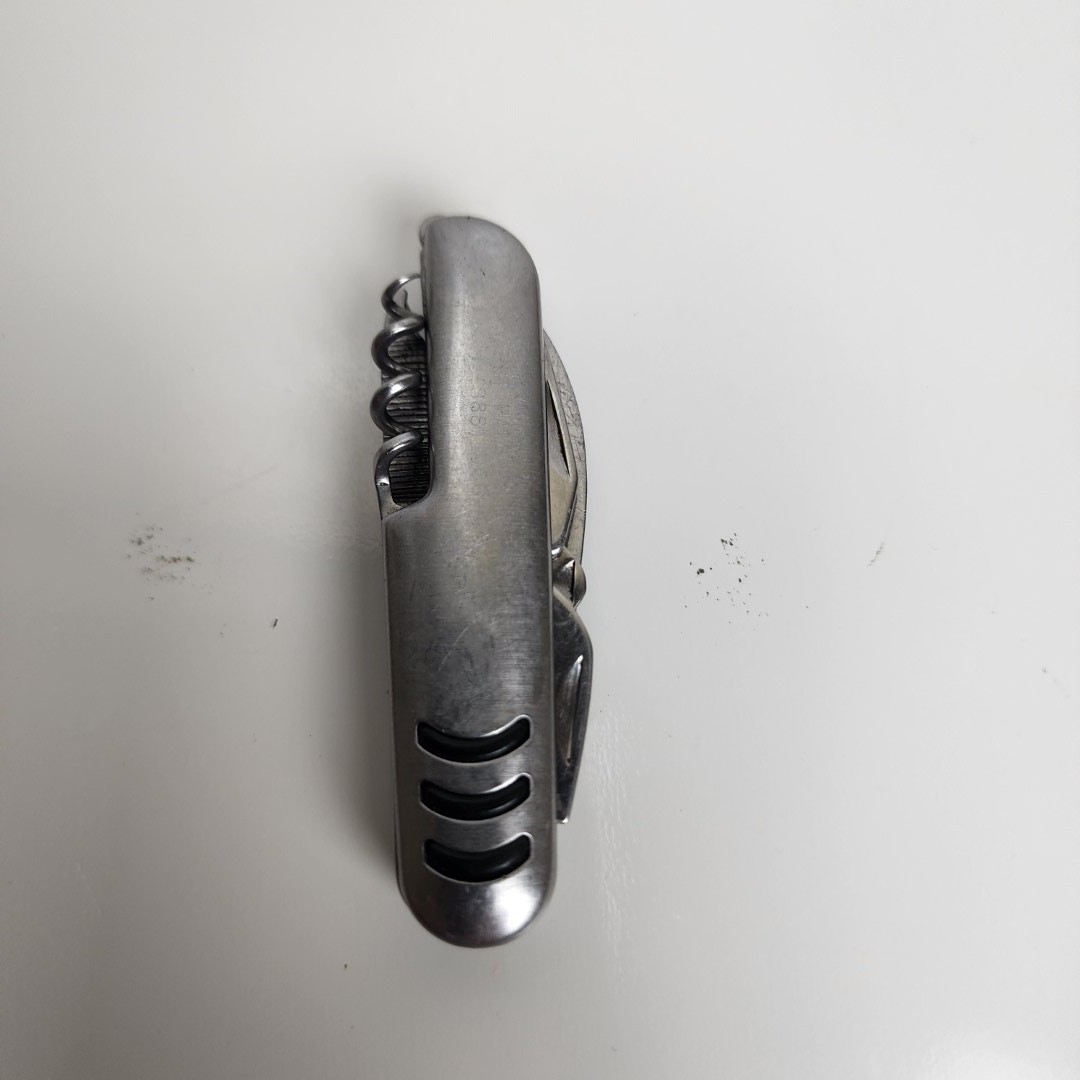 VTG 7in1 Multi 3 inch Rubber Grips Outdoor Stainless Steel Utility Camping Tool