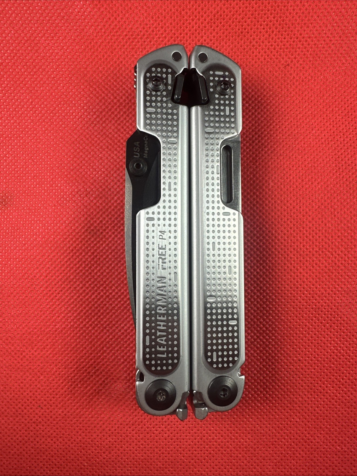 New Custom Black & Stainless Leatherman Free P4 w/ ARC Blade file Awl Mini bit!