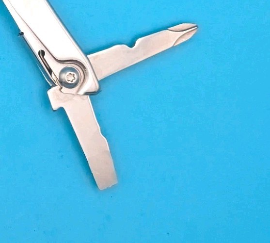 Leatherman Rev 3.8″ Multi-Tool, Stainless!