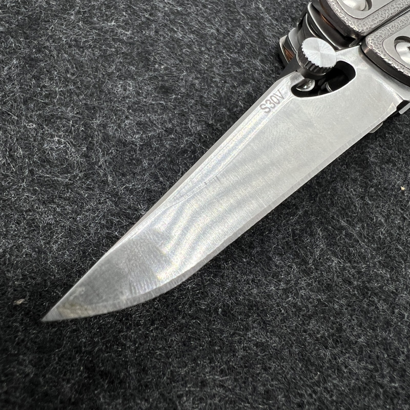Aluminum Alloy Cylindrical Thumb Grip Easy open For Leatherman TTI Skeletool