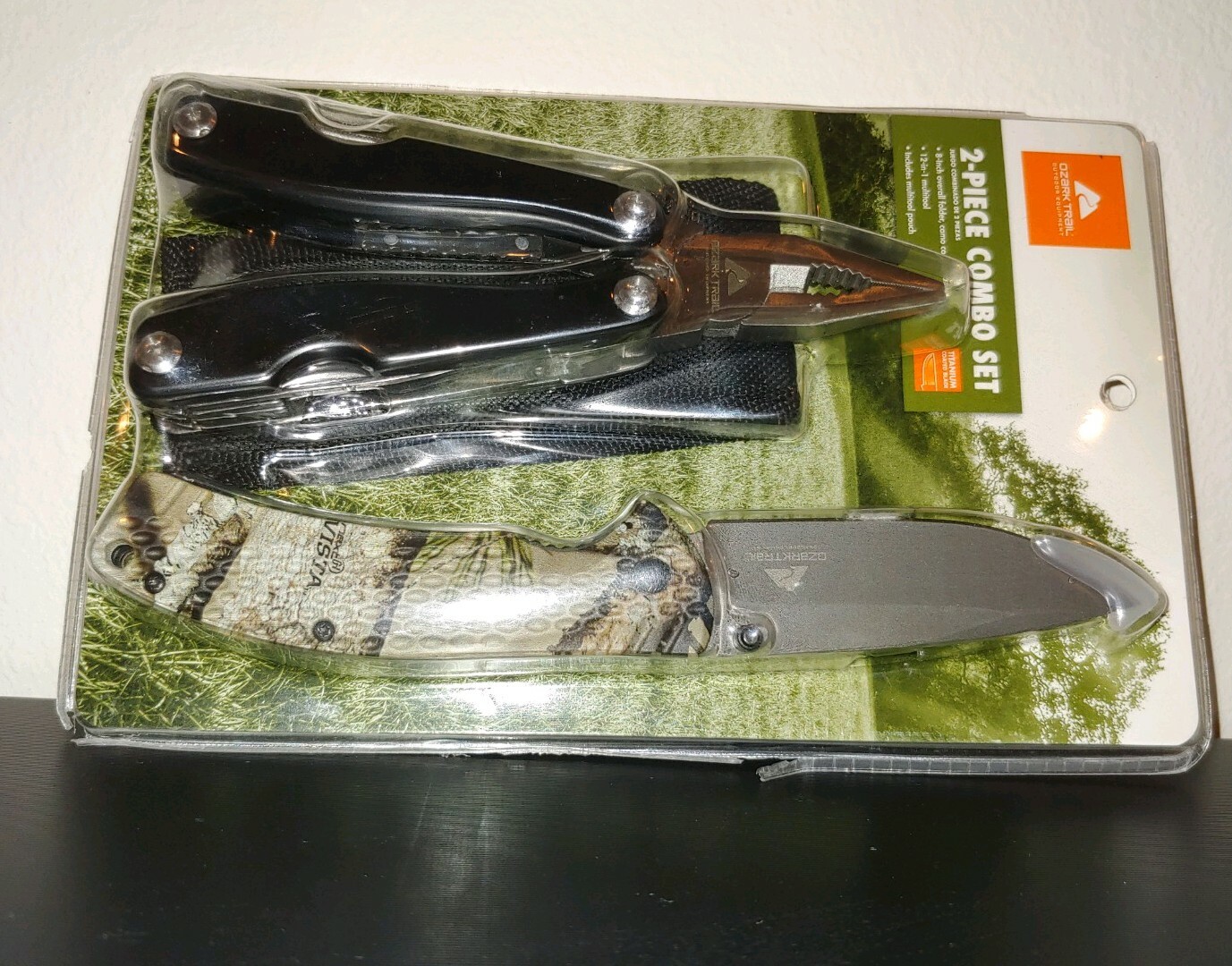 OZARK TRAIL Outdoor Hunting 2-Pc 8″ Folder Camo Knife & 12-in-1 Multi-tool Combo