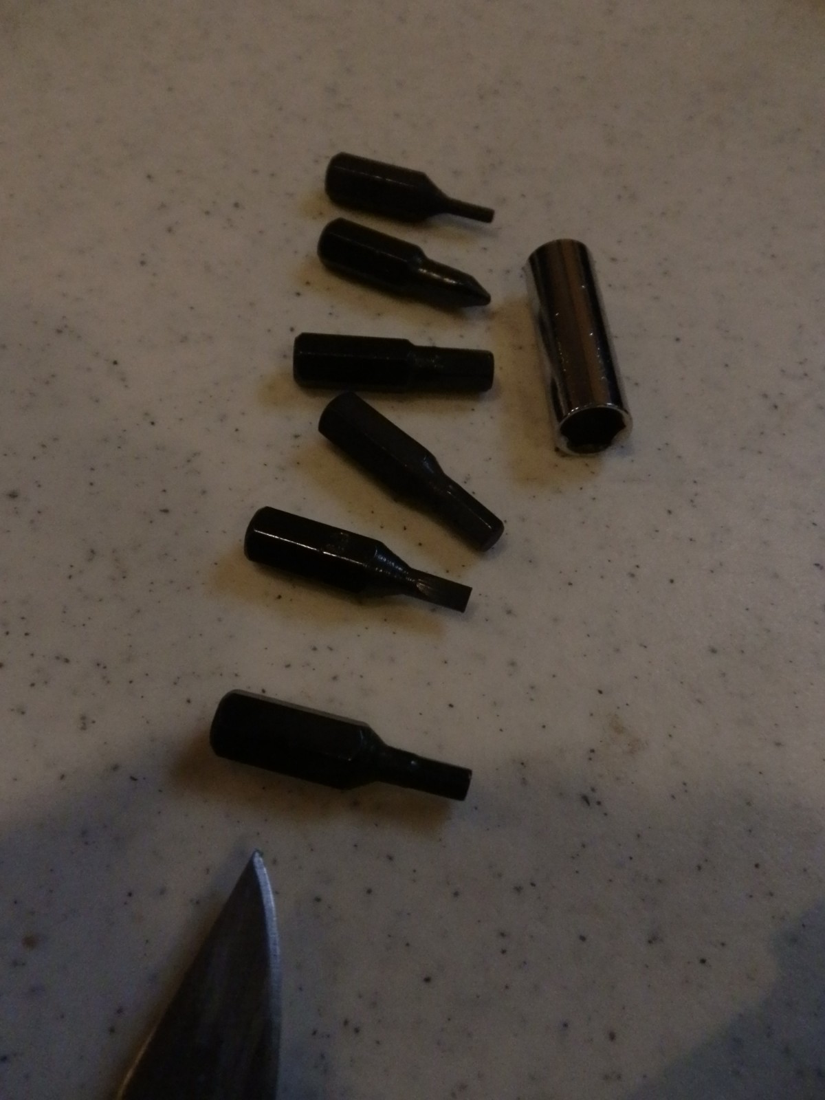 Multitool. Unbranded. Nylon sheath. 8 auxilliary bits – see photos. EUC