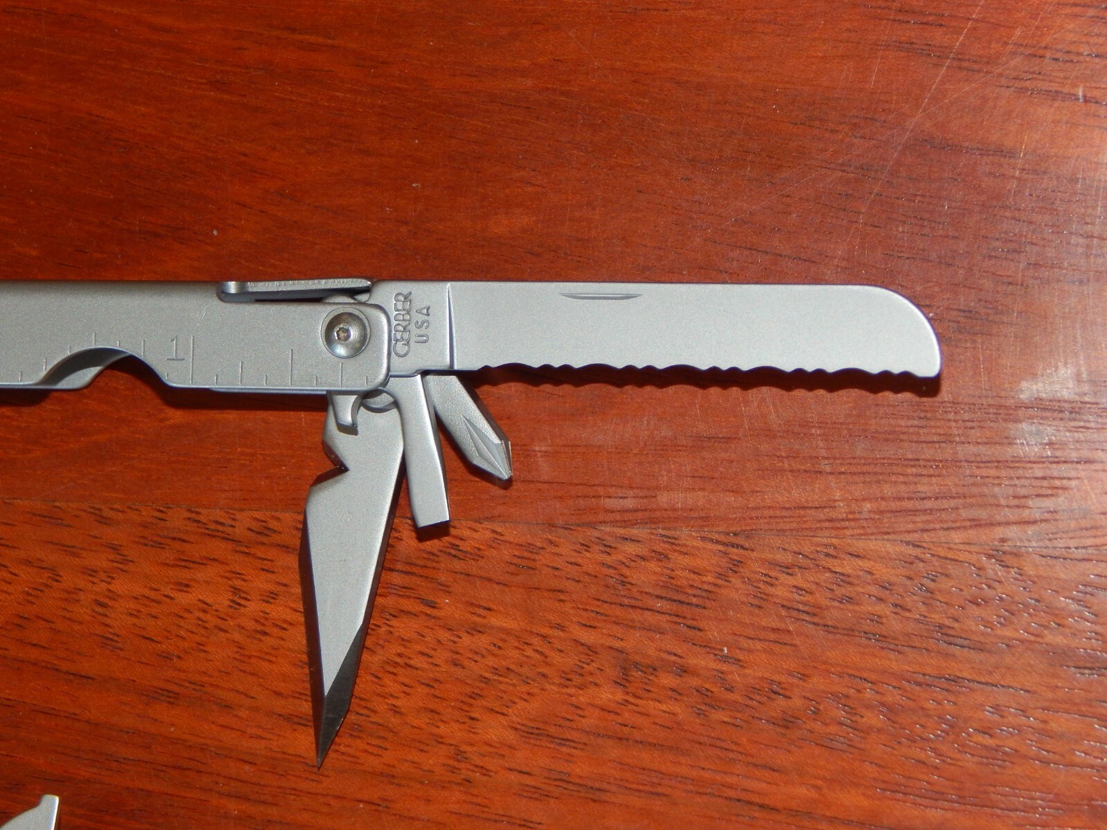 NEW GERBER MULTI-PLIER 55800 MULTI-TOOL STAINLESS SHEATH w/BOX, VERSION 2.0