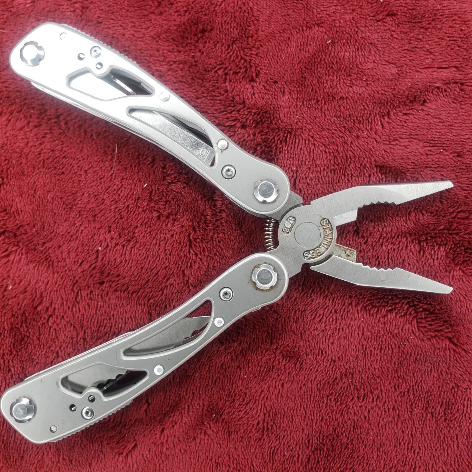 🔪 Winchester Winframe Knife Pliers Cutters Screwdriver Multi-Tool 22-41473