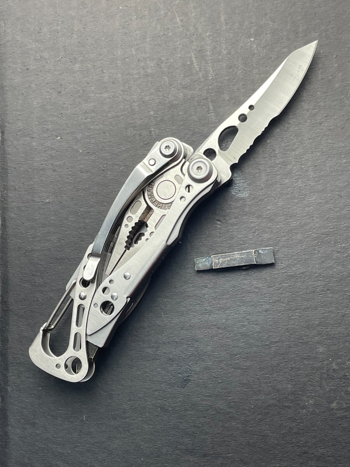 Leatherman Skeletool Multi-Tool Pliers Combo Knife Bit Driver – Multiple Availab