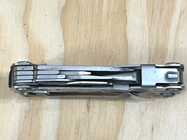 GERBER Suspension NXT Multi-Tool Stainless Steel One Tool BROKEN – See photos