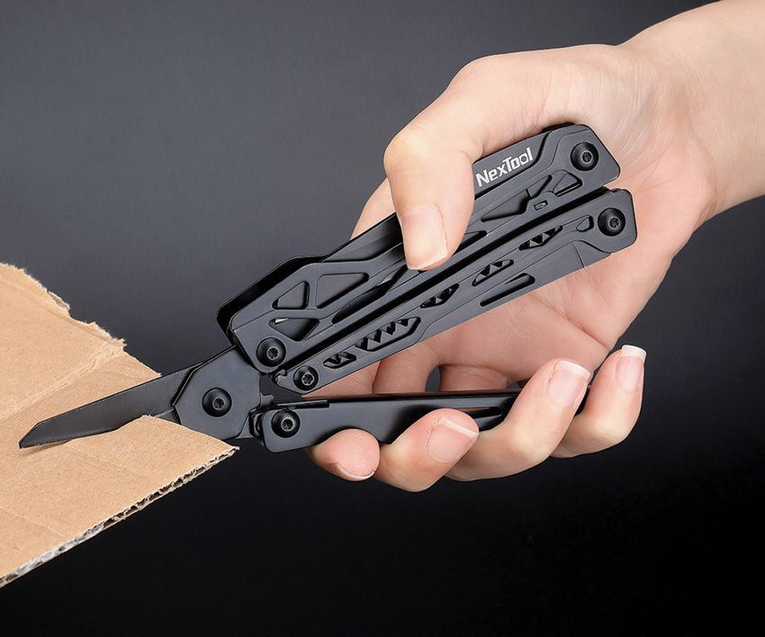NexTool Black Knight Multi Tool ~12 Varied Tools Aluminum Handles 4.25″ Closed