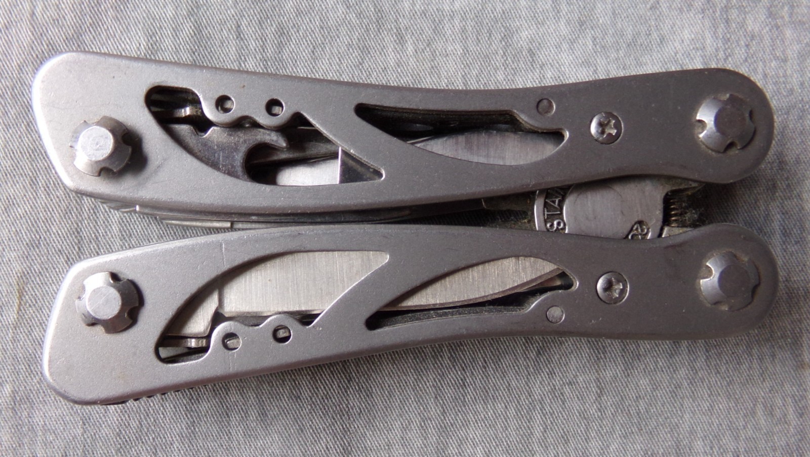 Appalachian Trail 2CR Stainless Steel Multi-Tool