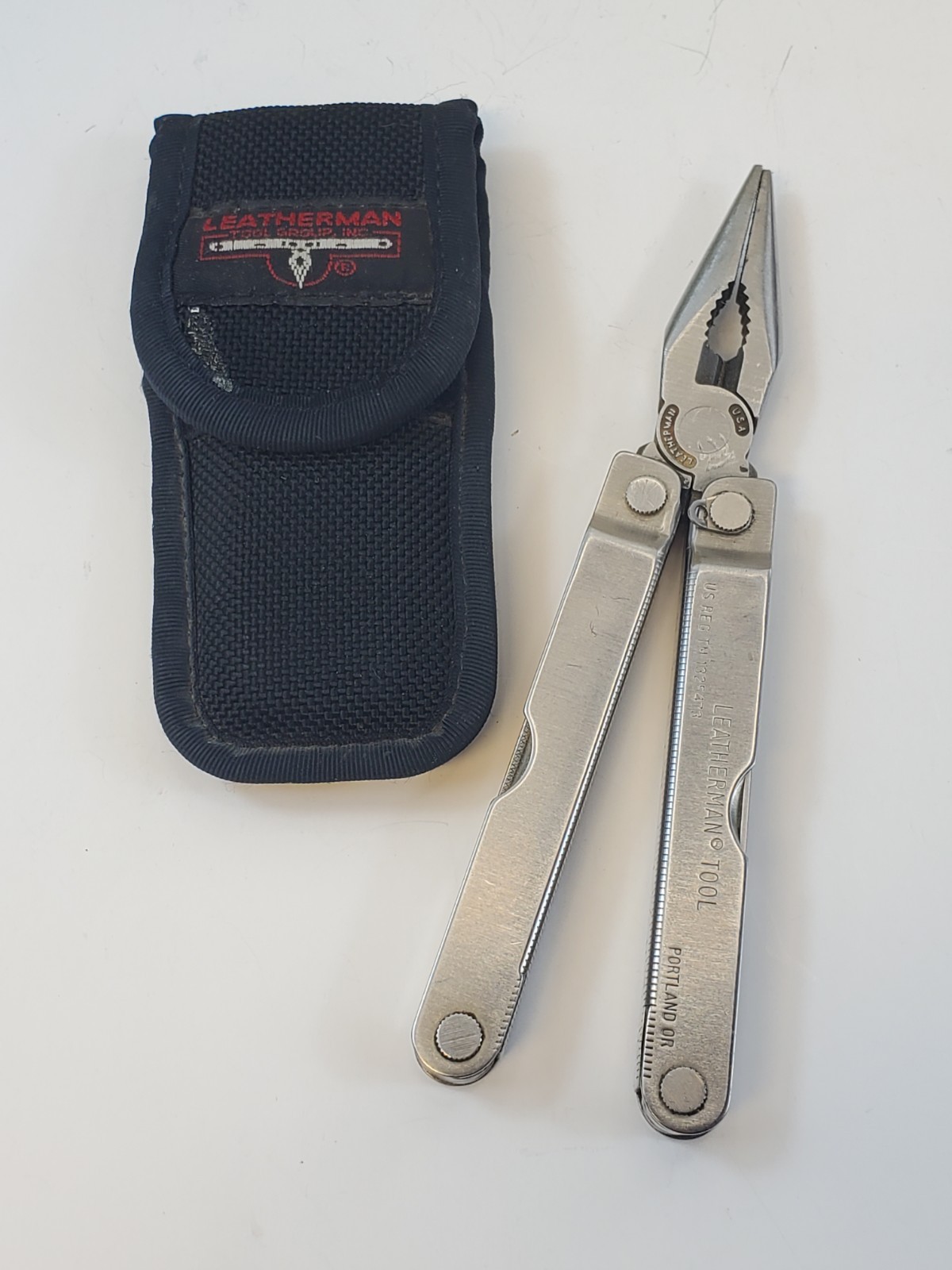 USA Leatherman Tool Multitool w/Leather Sheath