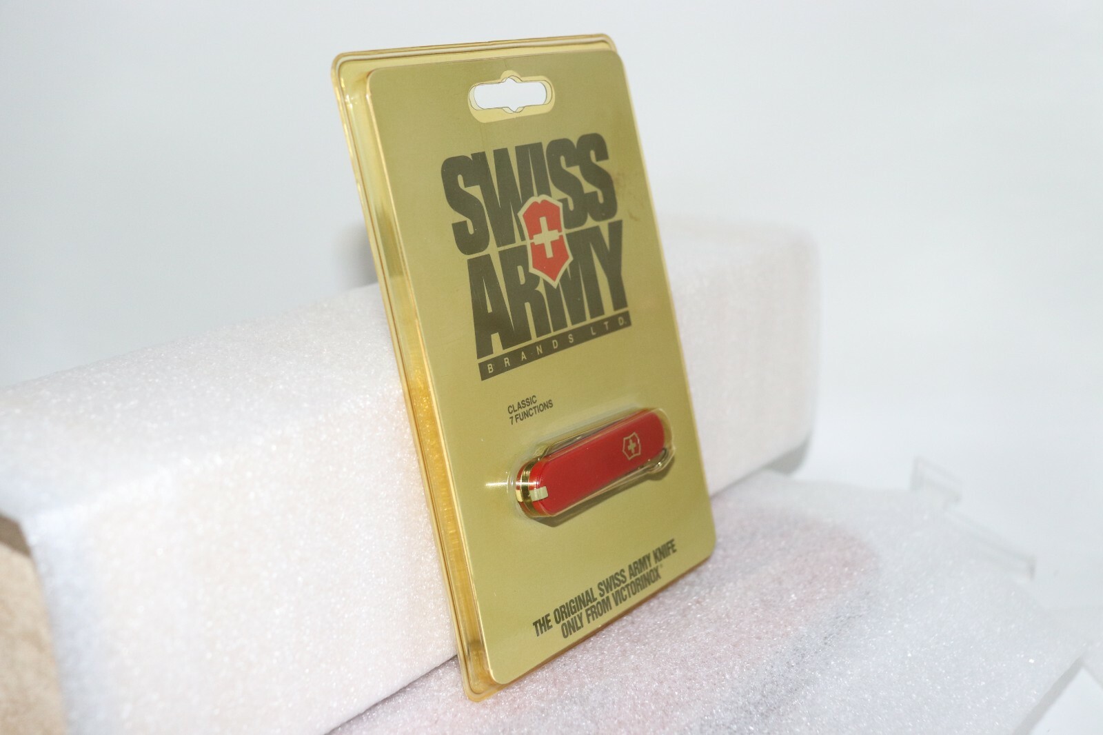 The Original Swiss Army Knife Classic 7 Functions Model No. CSS5014