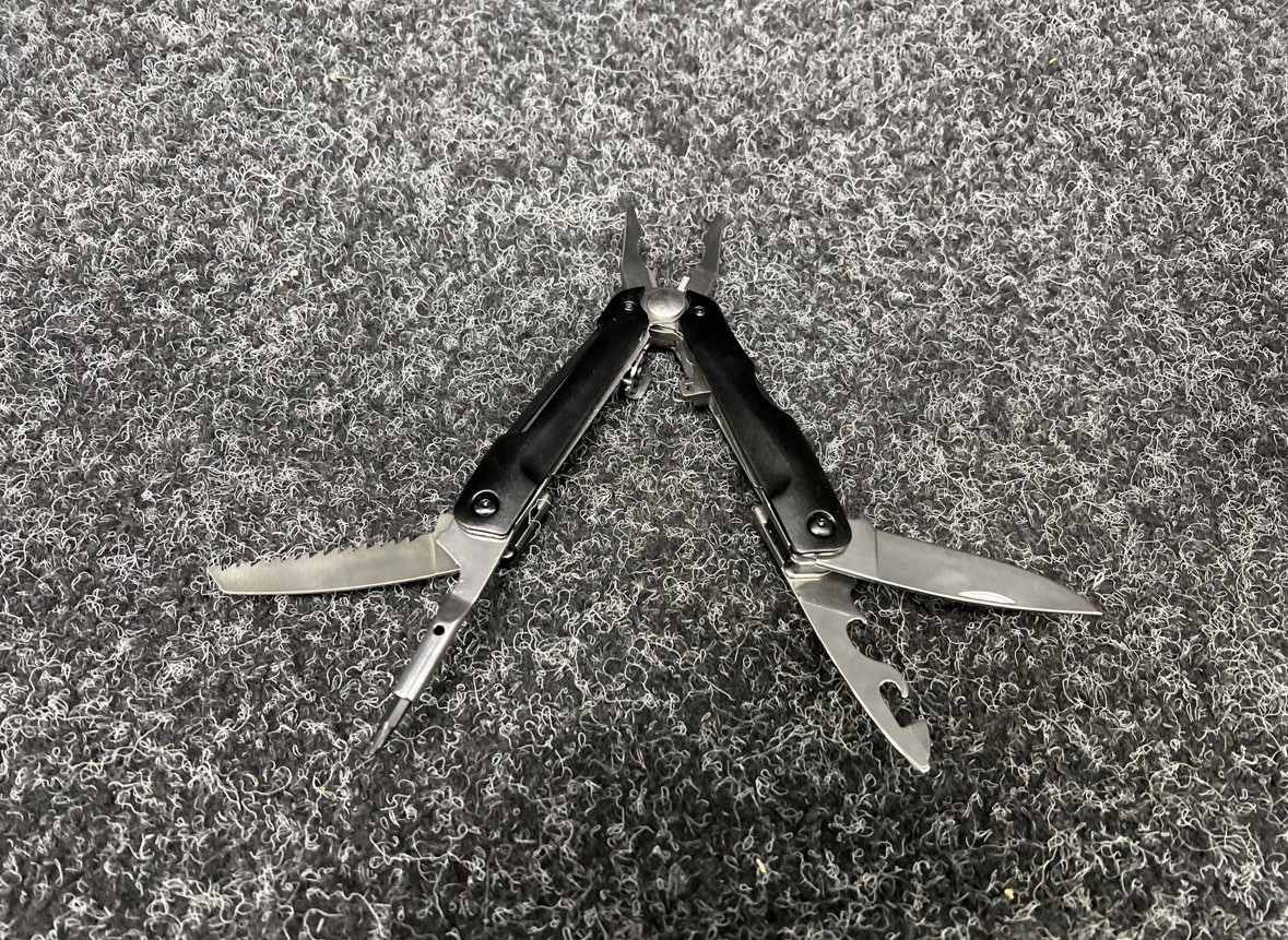 pliers multi tool