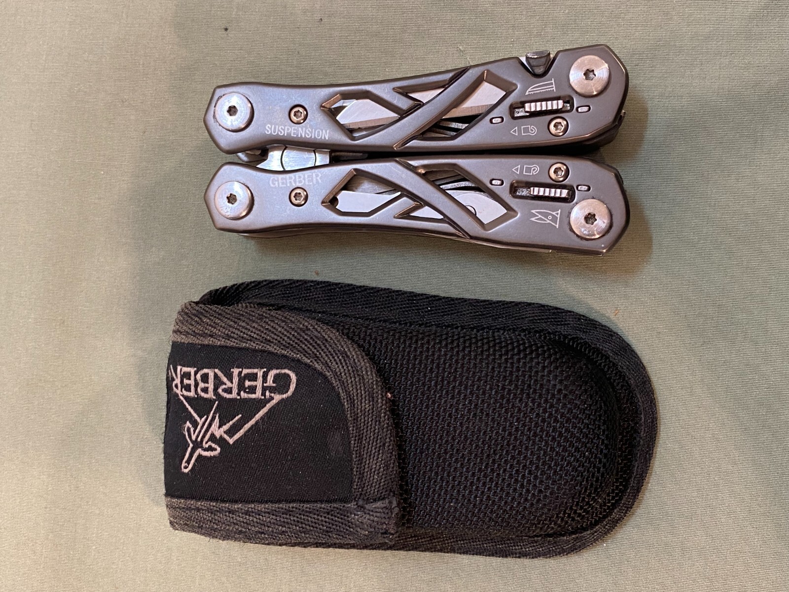 GERBER Suspension Multi-Tool Gray WITH Sheath — Great Condition
