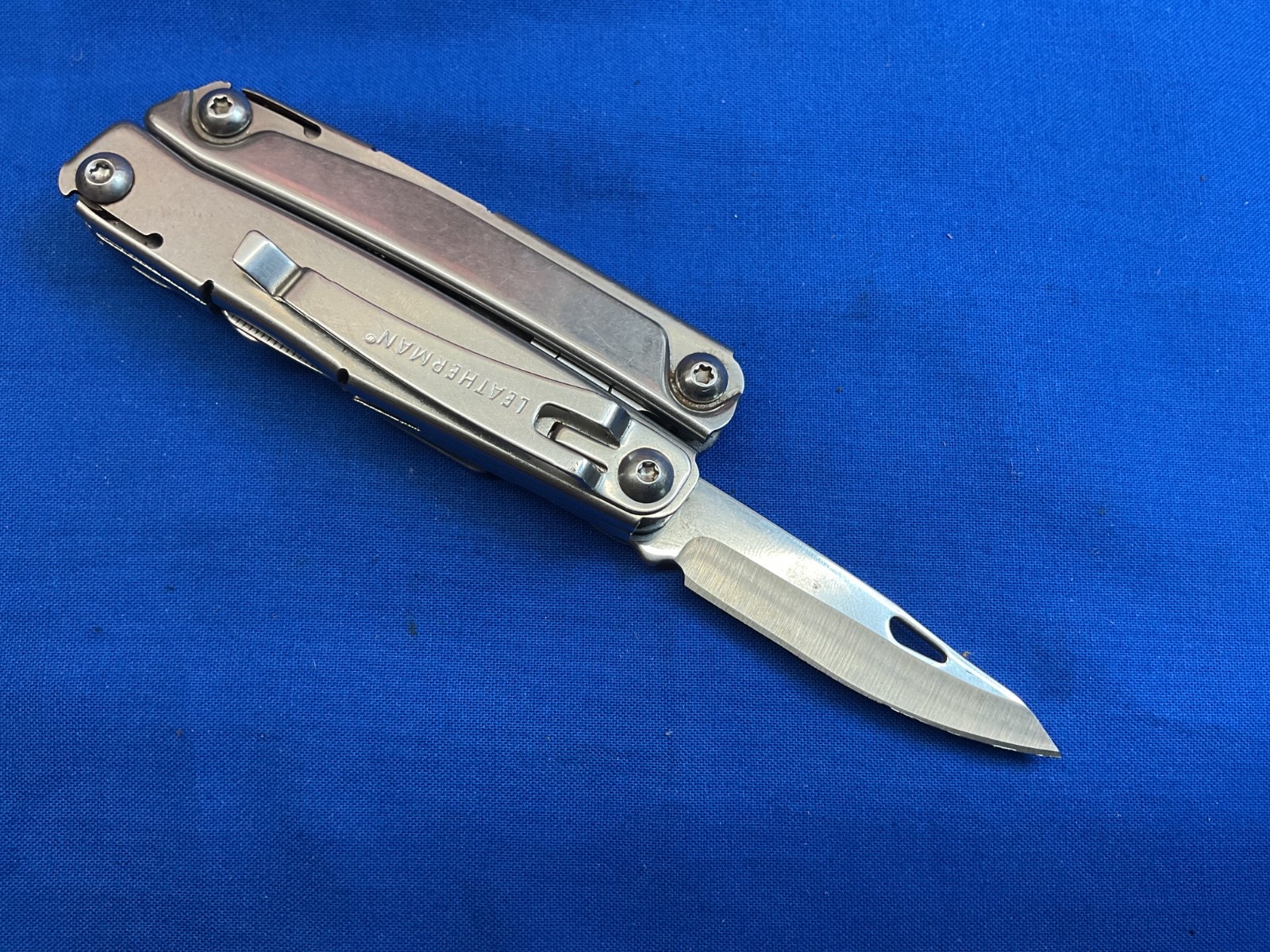 Leatherman Rev Multi-Tool Knife Plier 2023 Date Code