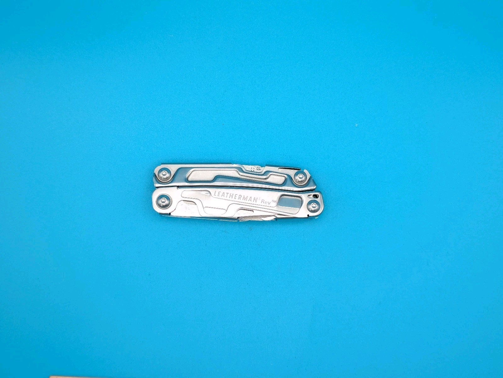 Leatherman Rev 3.8″ Multi-Tool, Stainless!