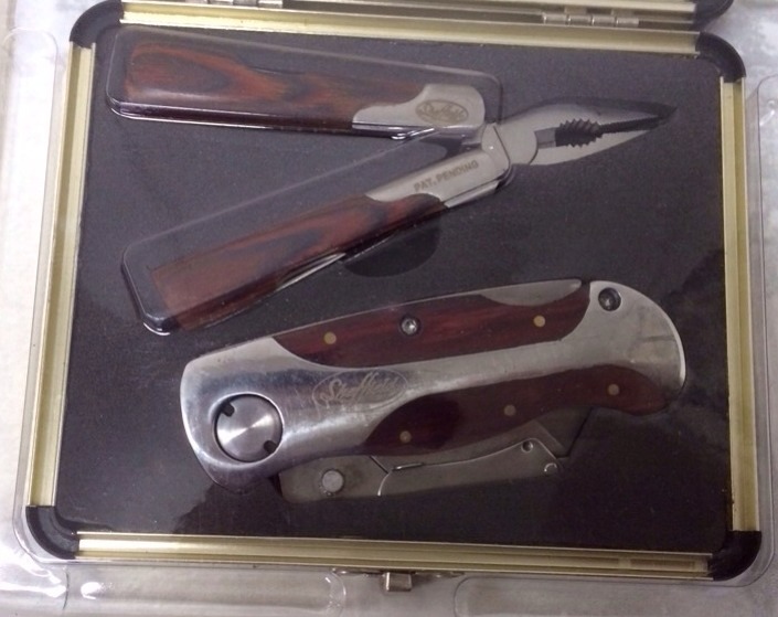 12 In 1 Mini All Purpose Tool In Case