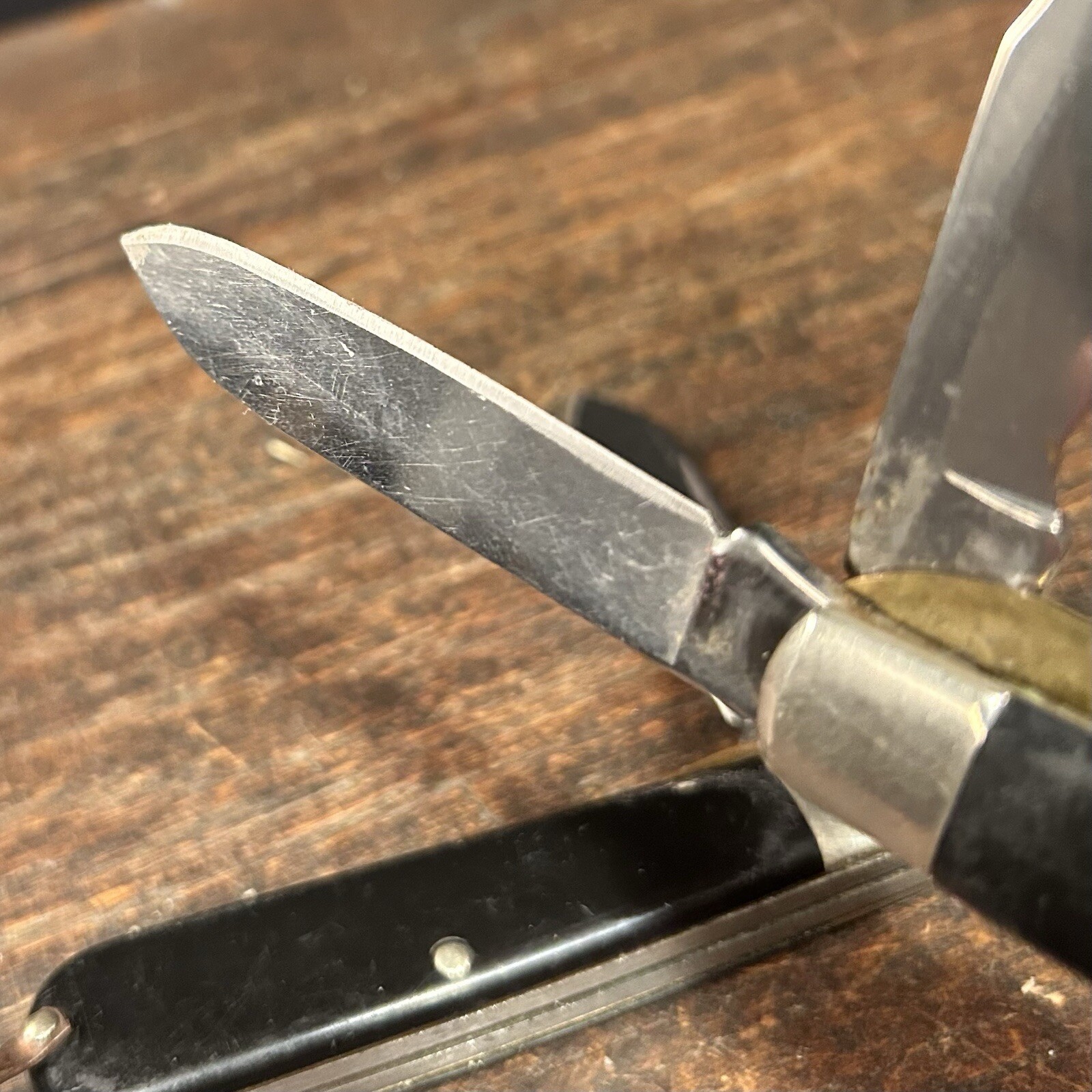 Vintage Pocket Knife Lot (2) Camillus New York USA TL-29