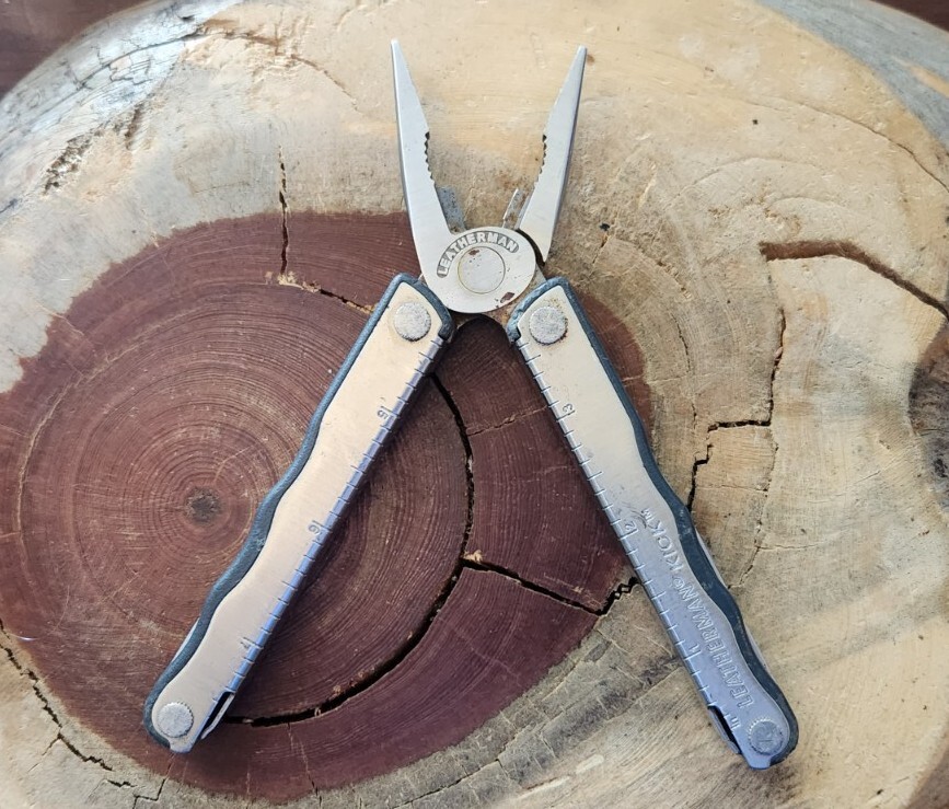 Leatherman KICK Multi Tool Multitool Knife Pliers – Great Condition (READ) – K28