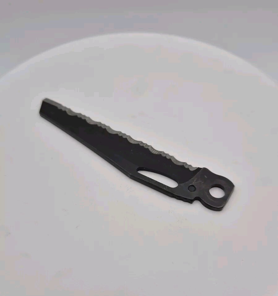 Leatherman Wave Plus – New & Genuine Replacement – 420HC Serrated Knife Black