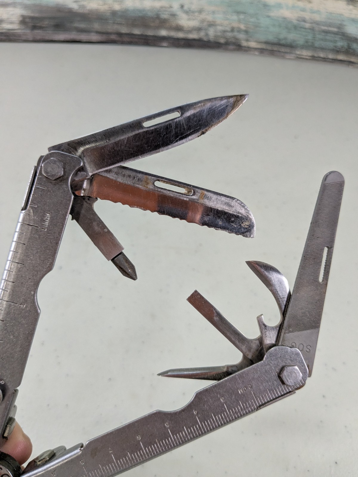 SOG Paratool Multi-Tool USA Survival Knife Pliers Multiple Blades