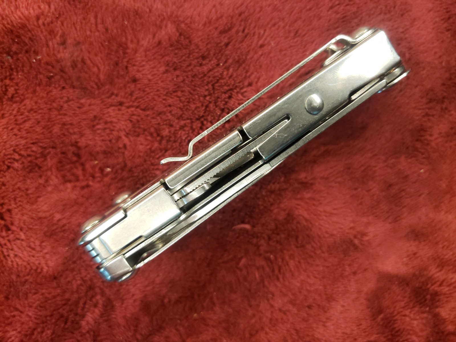 Leatherman Wingman Multi Tool 1223 Date Code