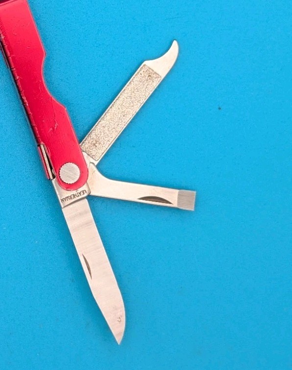 Leatherman Micra Multi-Tool, Knife, Scissors, Key Ring, Red!