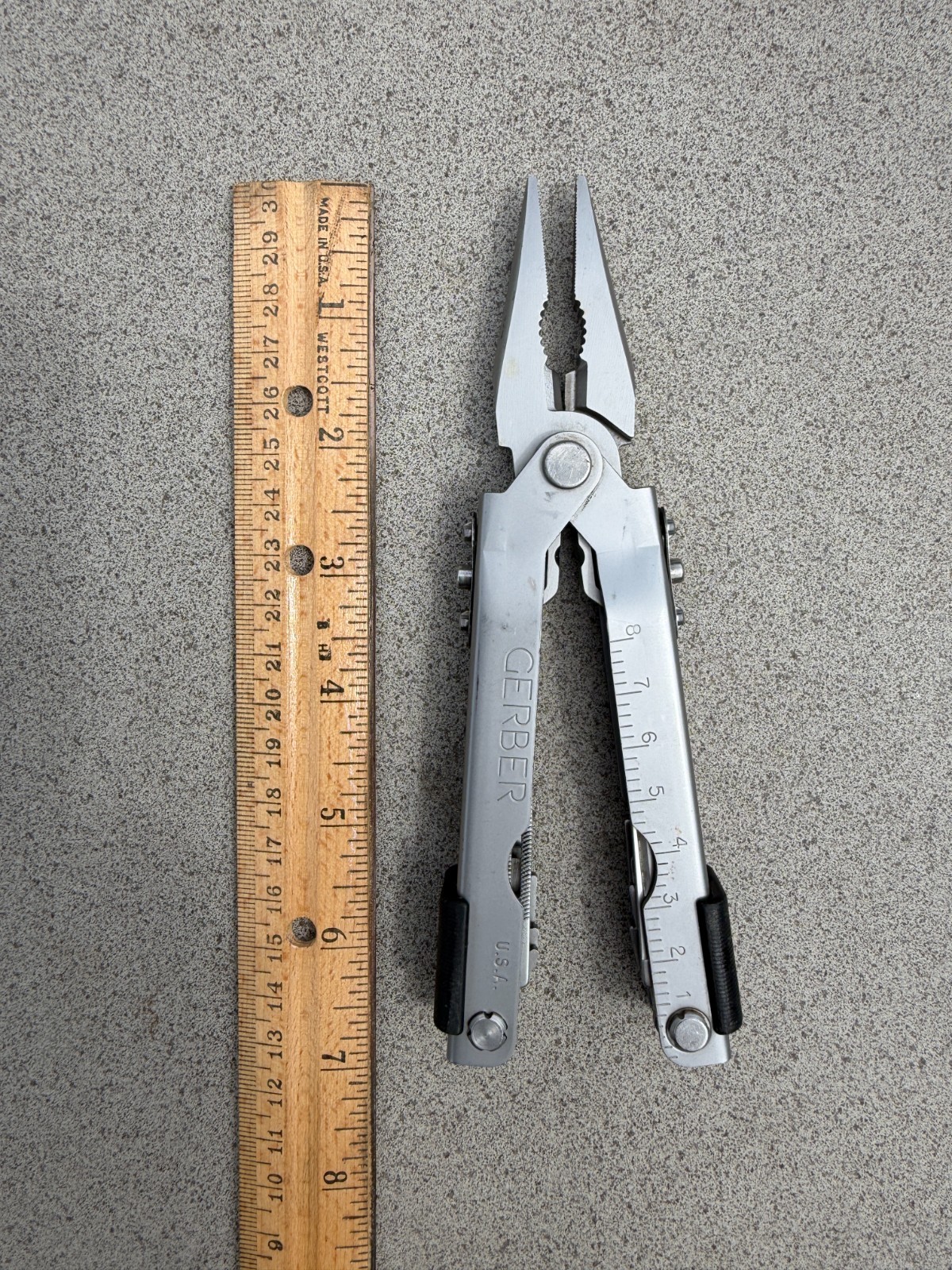 Gerber MP600 Multi Tool – 14 tools, One-hand-open jaws, US Made, Used, No Sheath