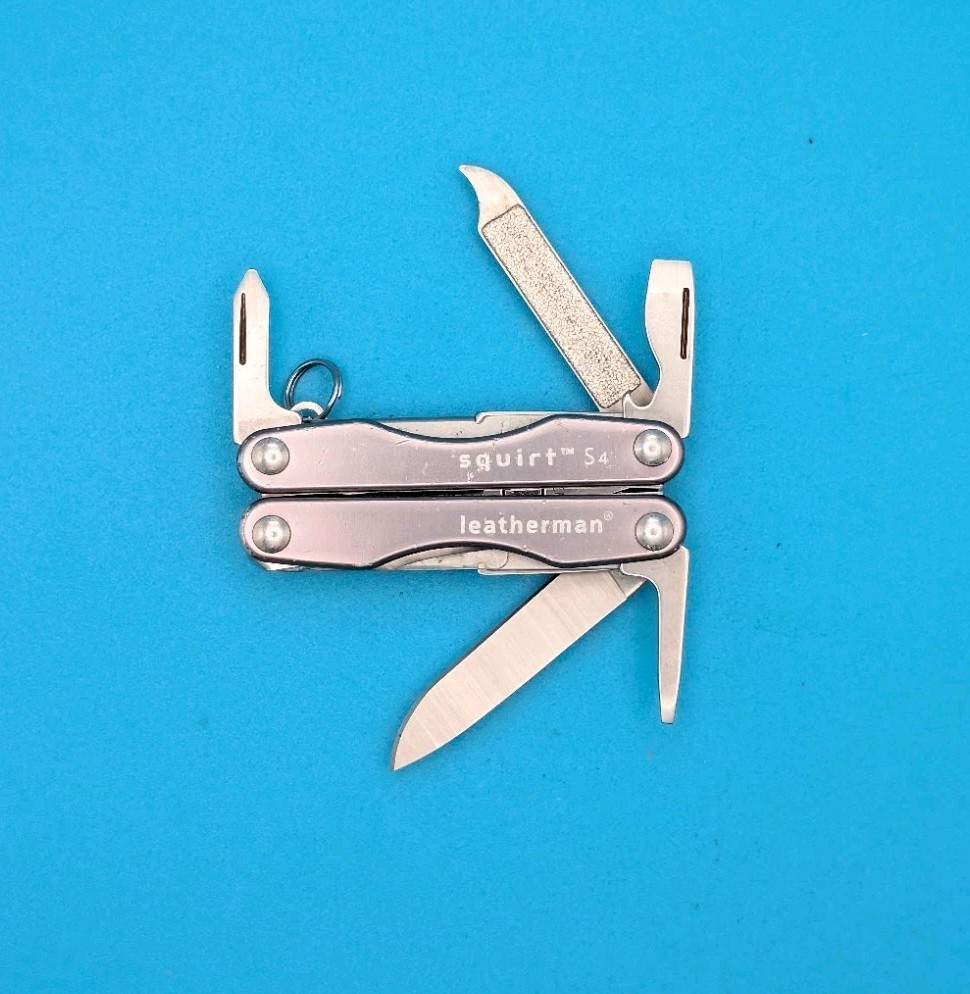 Leatherman Squirt S4 Multi-Tool, Key Ring, Retired, GRAY!