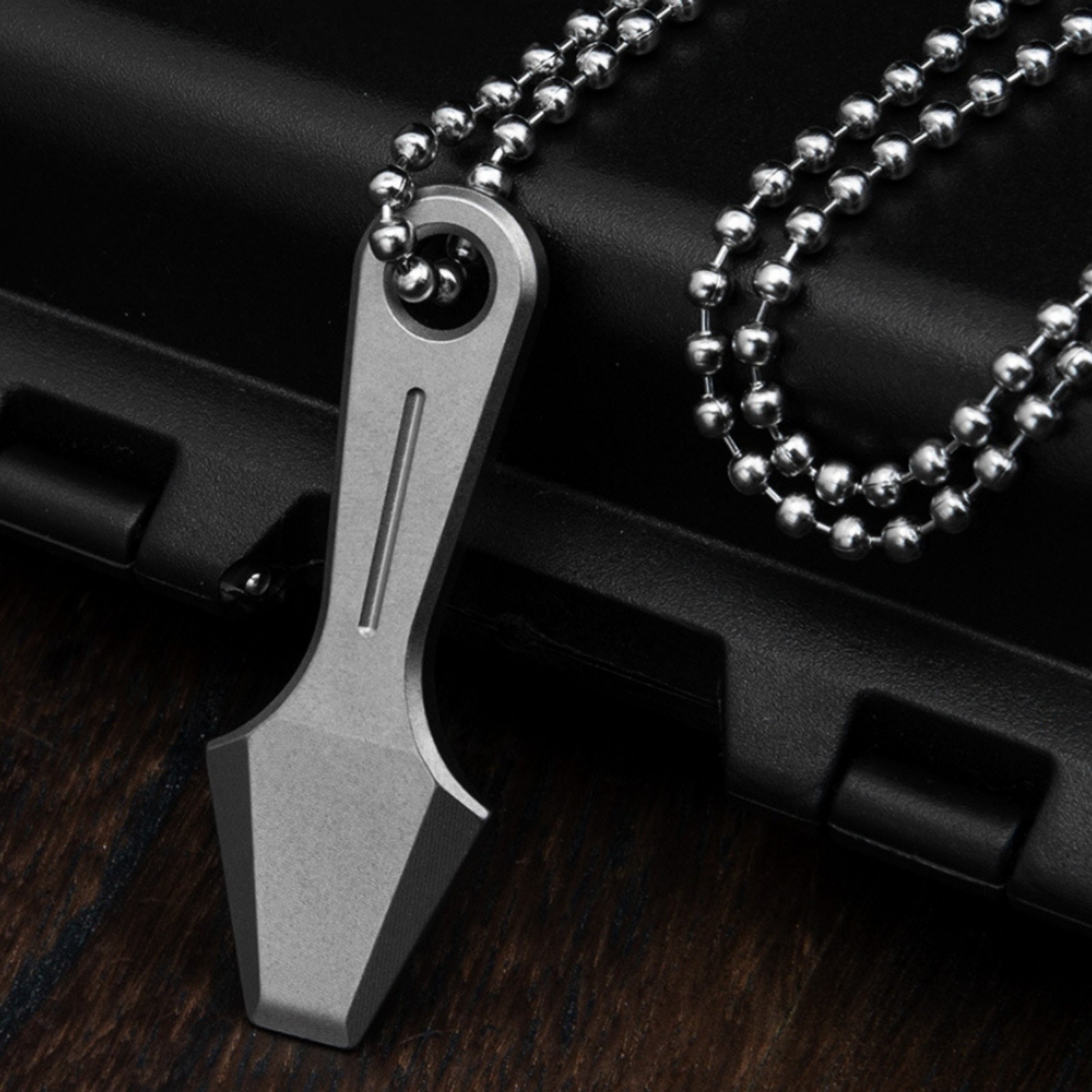 Titanium Alloy Mini EDC Pry Bar Keychain Pendant Tool Corrosion Protection