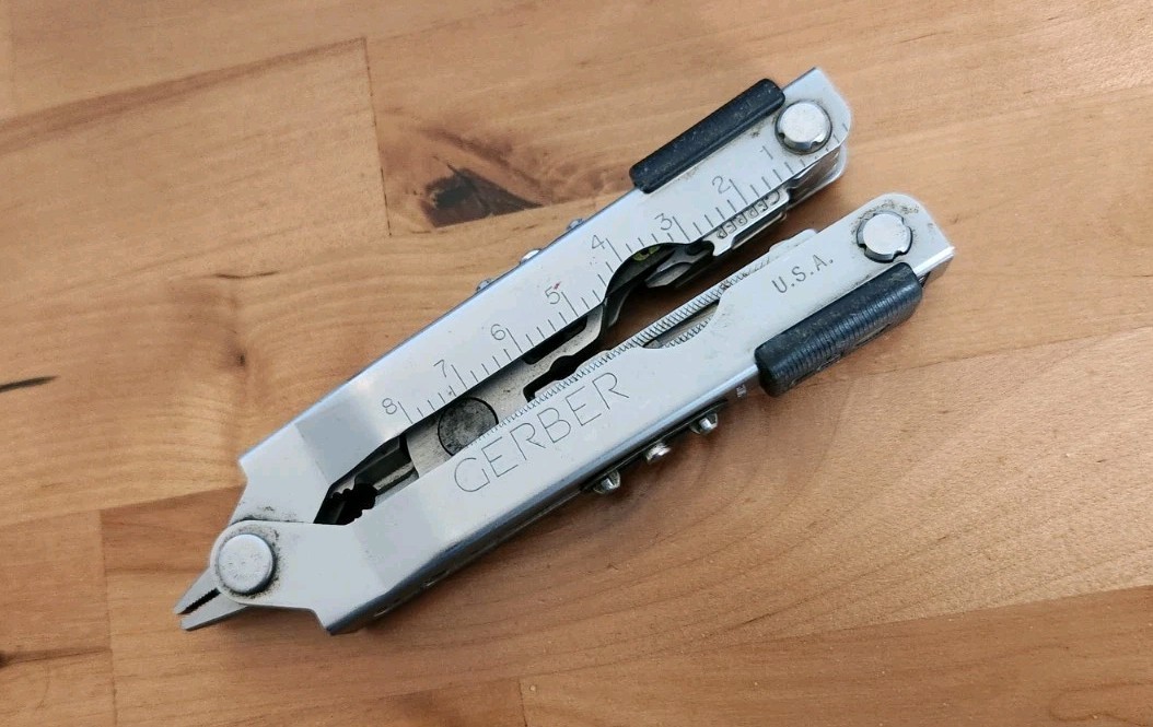 Gerber 47563 MP600 SERIES Pro Scout Multi-Plier Needle Nose Plier – (NOTE) U53