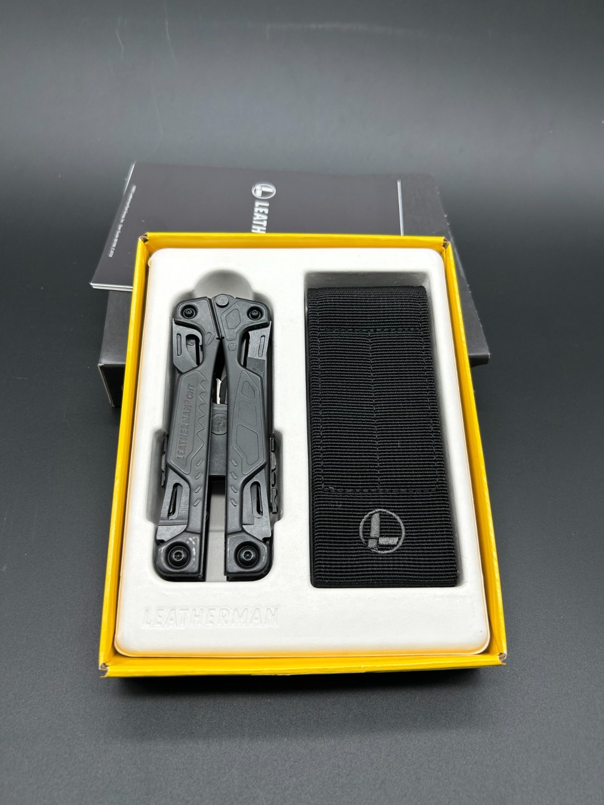 Leatherman OHT BLACK Multi-Tool – 16-in-1 One-Hand Operation, Military Grade