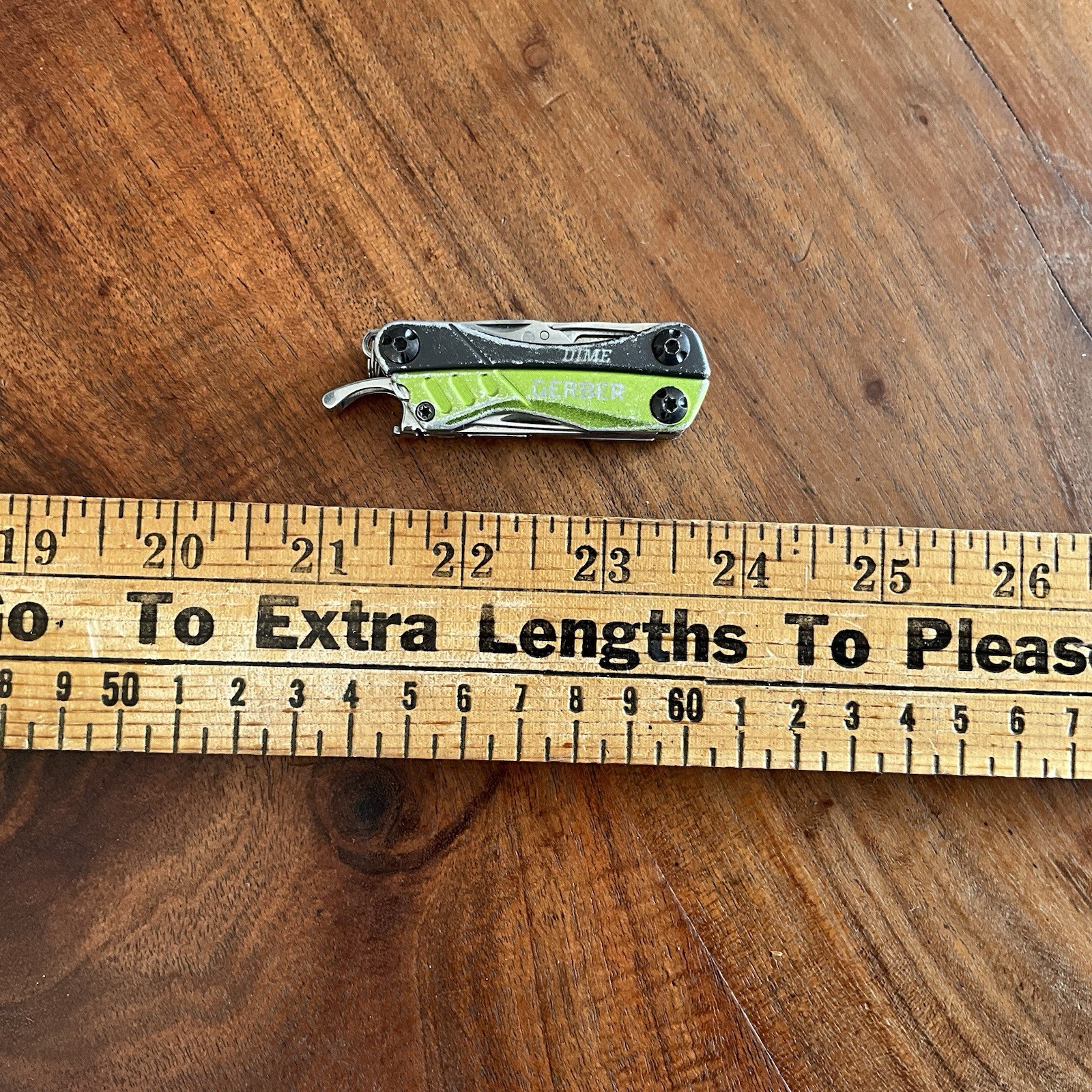 Gerber Gear Dime 12-in-1 Mini EDC Multitool – Needle Nose Pliers, Pocket Knife
