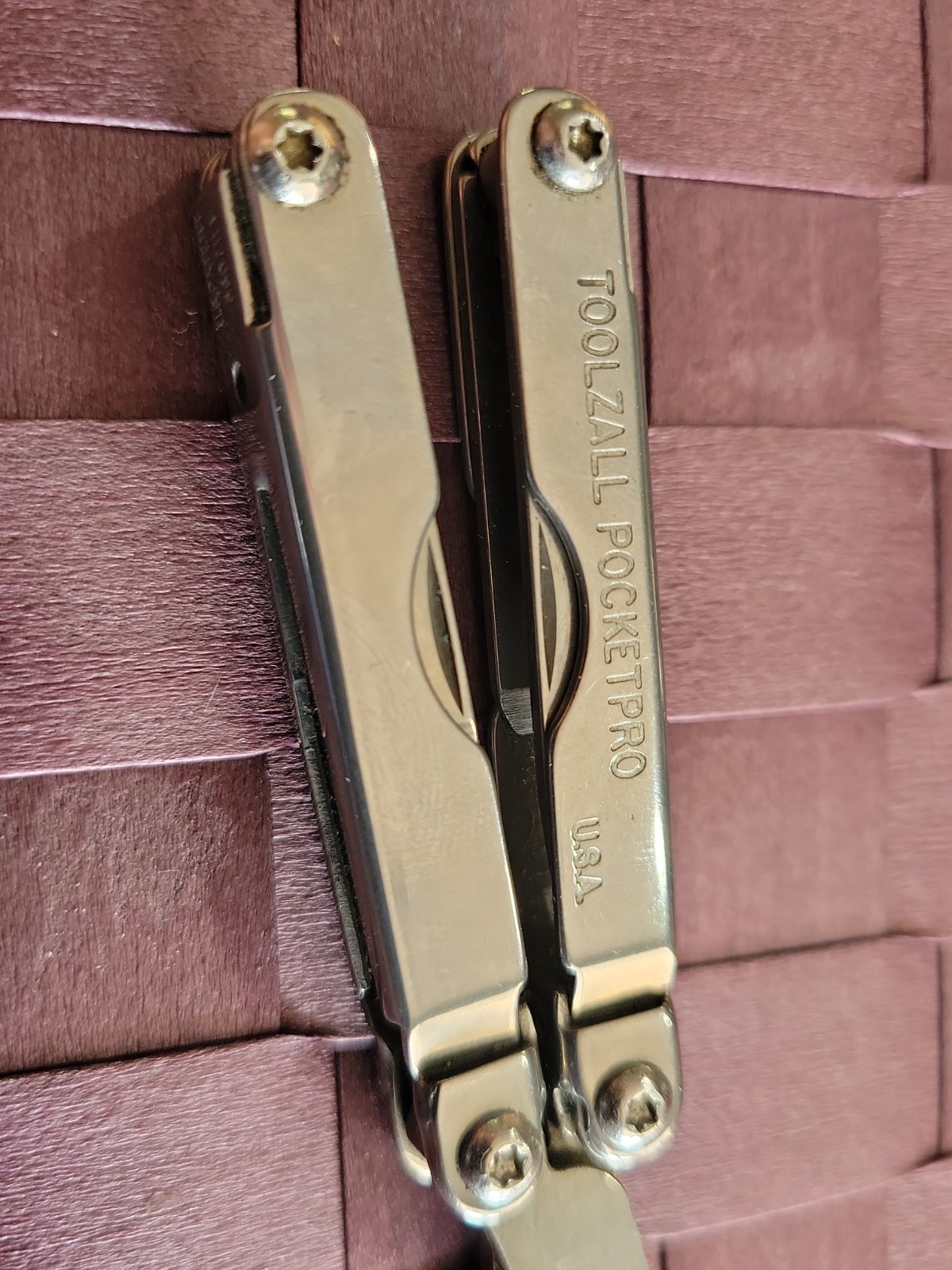 Toolzall Pocket Pro USA Mini Multi Tool