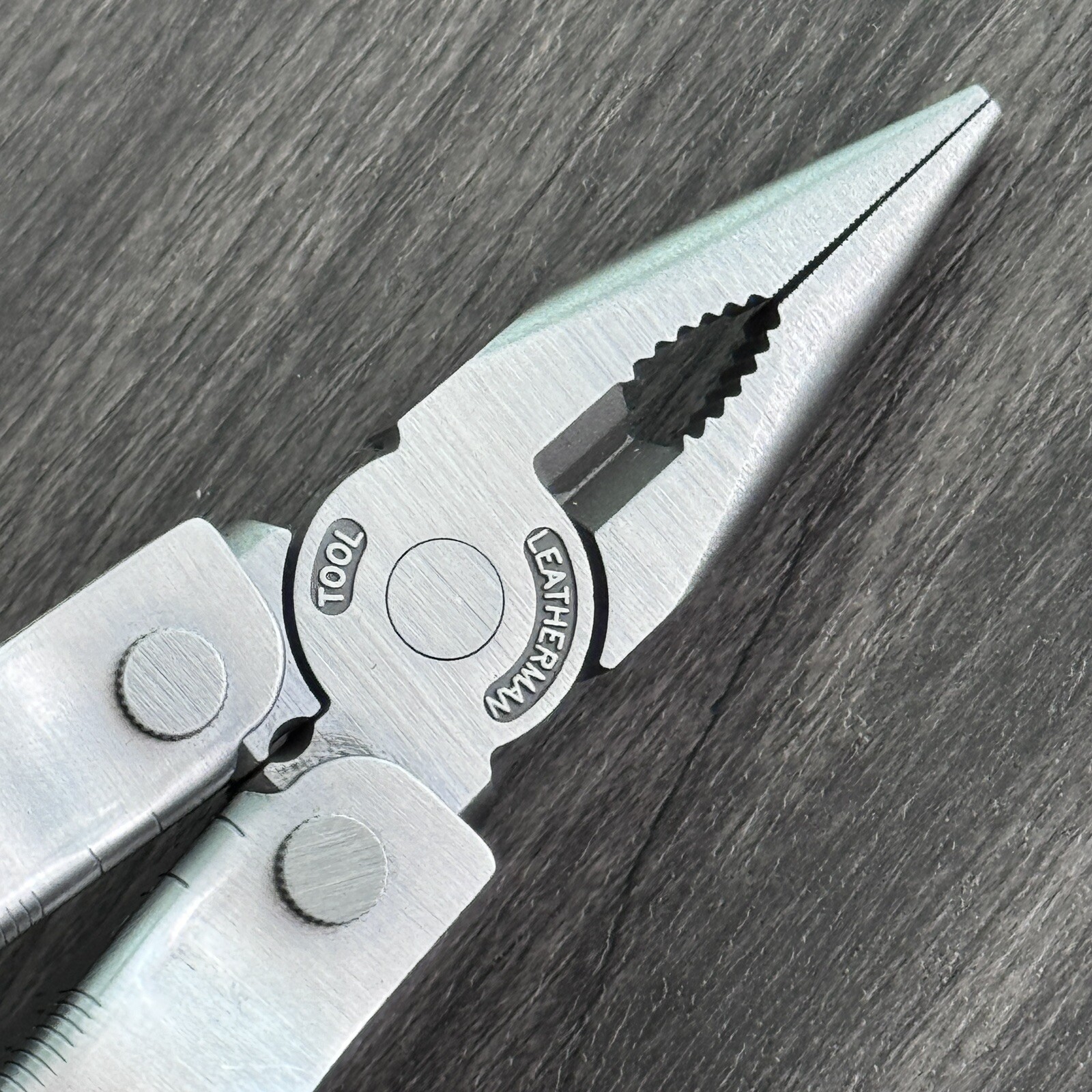 Leatherman Super Tool 200 Multitool Leatherman 2nd generation Super Tool