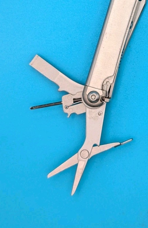 Leatherman Wave Plus + Multi-Tool! FAST SHIPPING! EXCELLENT