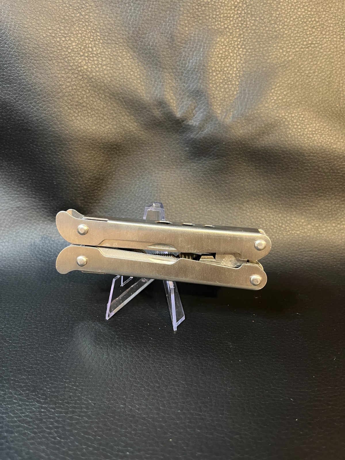 UNBRANDED STAINLESS STEEL MULTI TOOL PILERS KNIFE SCALER SCREWDRIVER