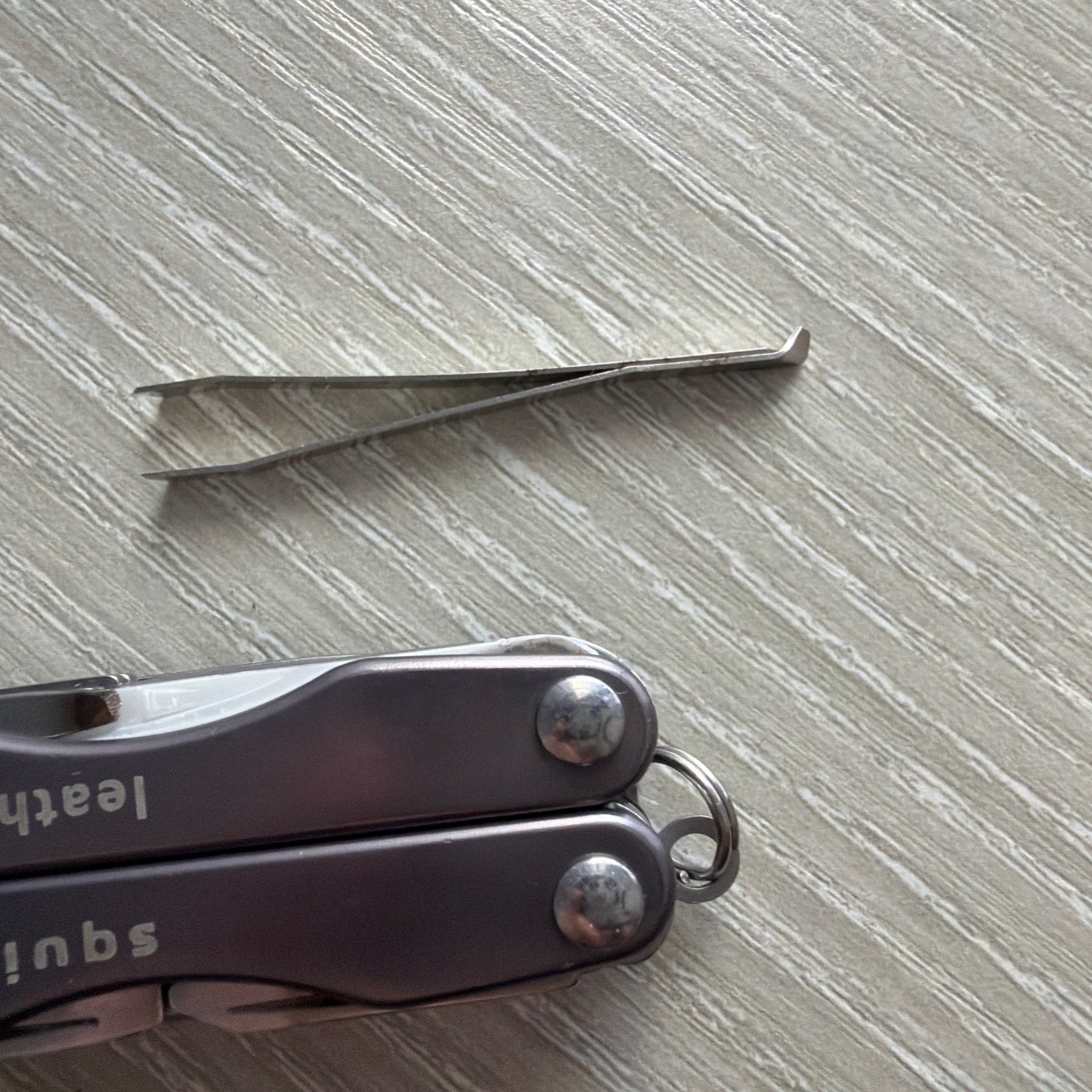 Leatherman Squirt S4 MultiTool Scissors Knife File Drivers Tweezer Gray