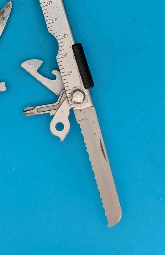 Gerber MP600 Silver Multi-Tool Needle Nose Pliers!