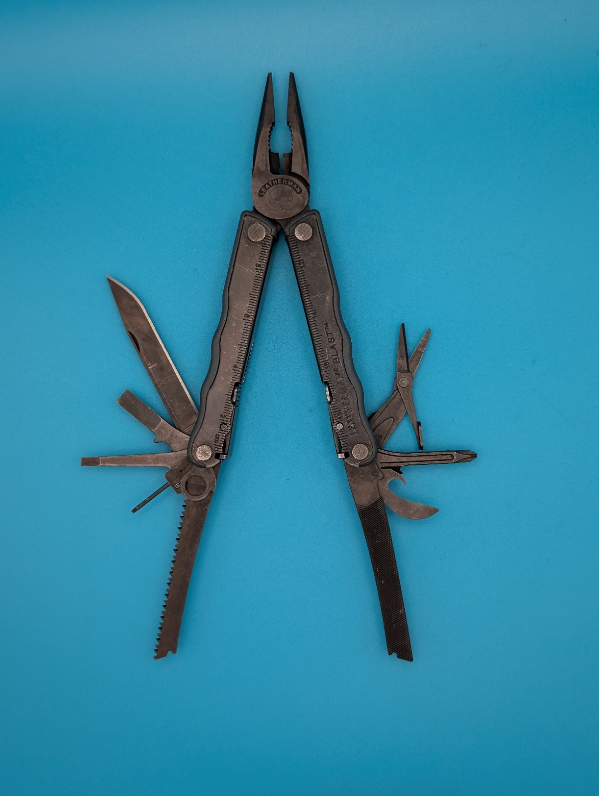 Leatherman BLAST Multi-Tool , Retired Multitool w/ Knife Pliers! BLACK OXIDE!
