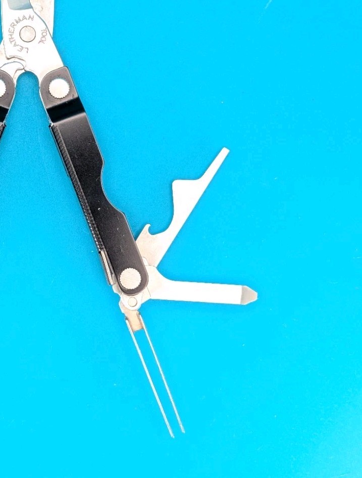 Leatherman Micra Multi-Tool, Knife, Scissors, Key Ring, Black! *MEGGITT*