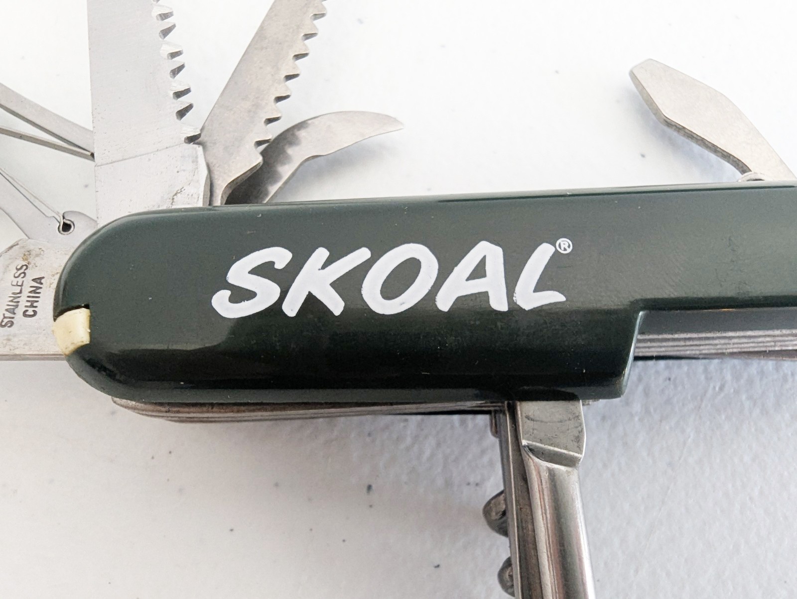 Skoal 5-Tool Multi-Tool Pocket Knife Keychain w/ Box Scissors Saw Promo