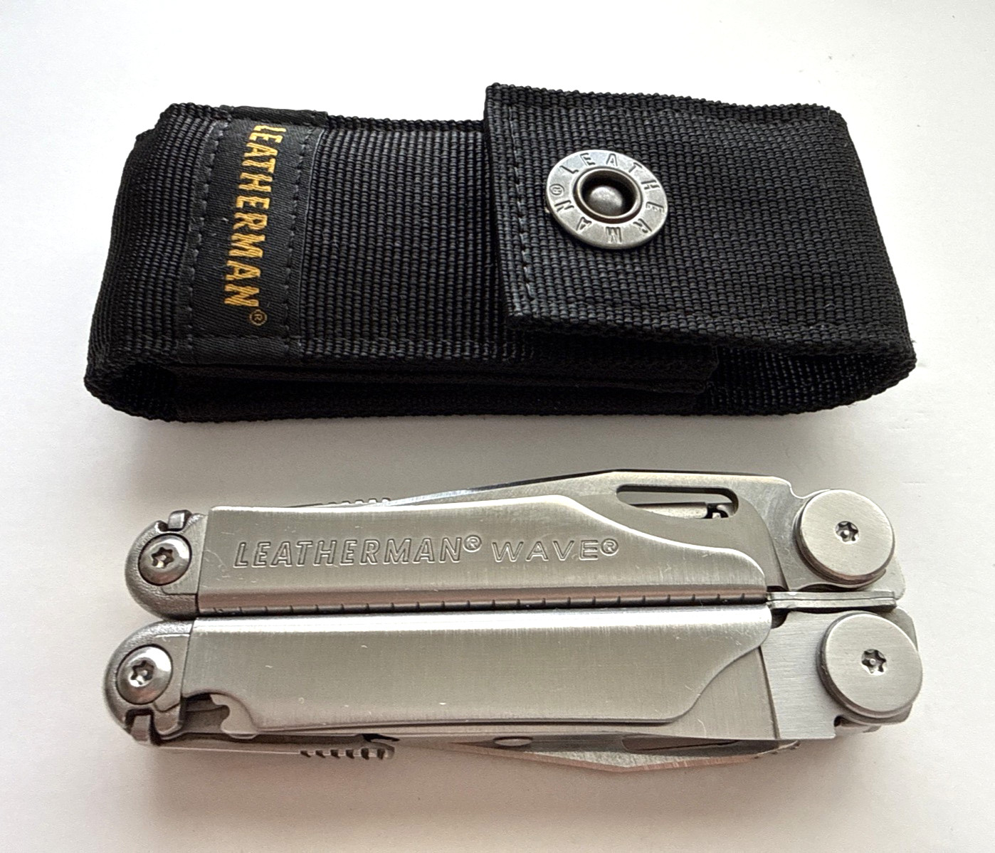 Leatherman Wave Multi-Tool Replaceable Wire Cutters Nylon Sheath USA