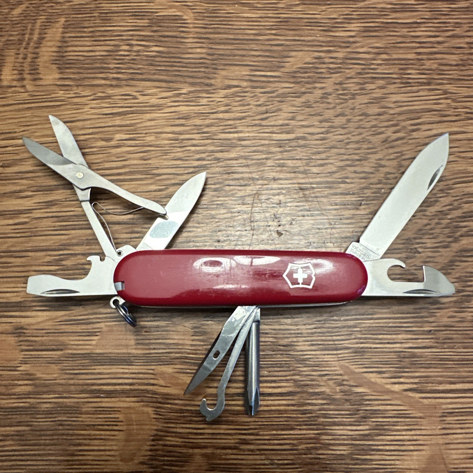 Swiss Army Original Knife Red SUPER TINKER Victorinox 8 Tools