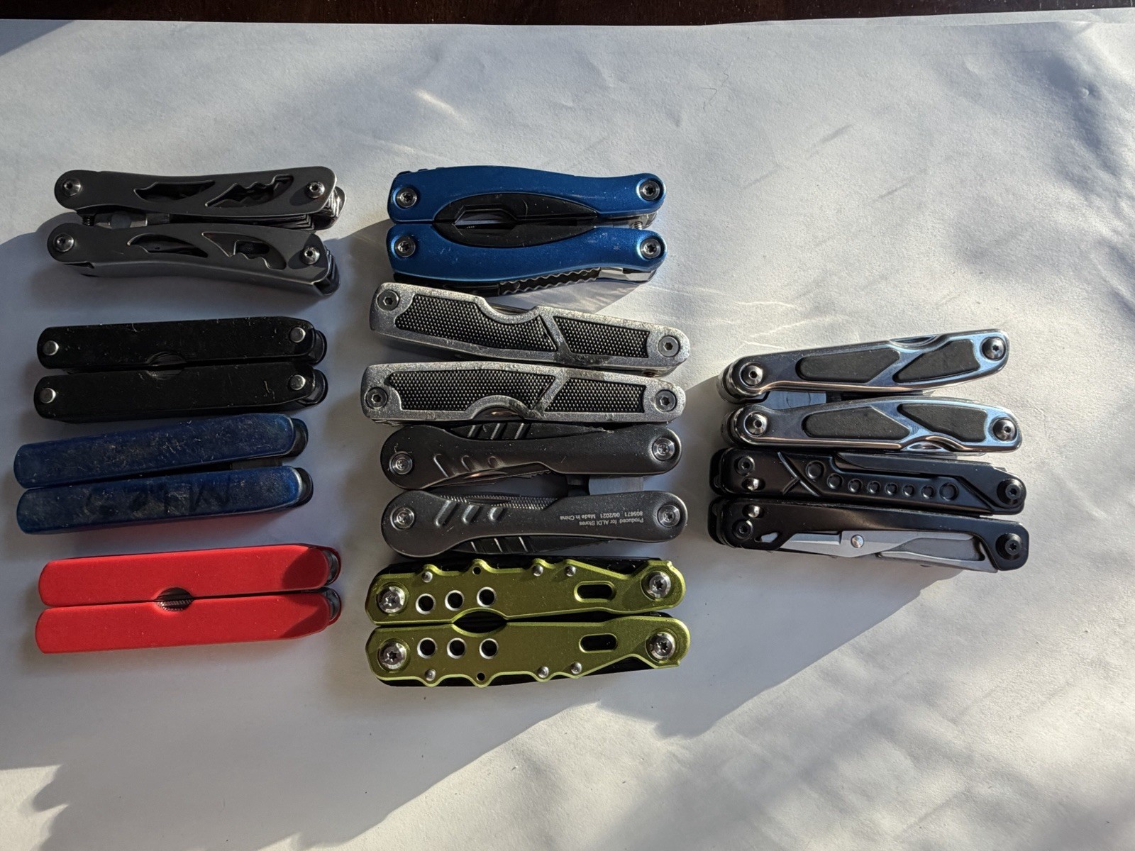 Big Lot of 10 Multi-Tools Pocket Knives, Various Brands inc Ozark Trail, Perwin