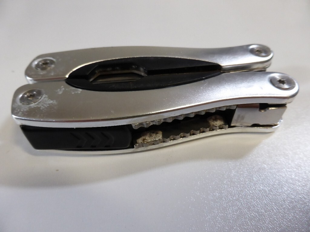 Multi Tool Multi Tool Outdoor Pocket Knife Camping Tool Tool B