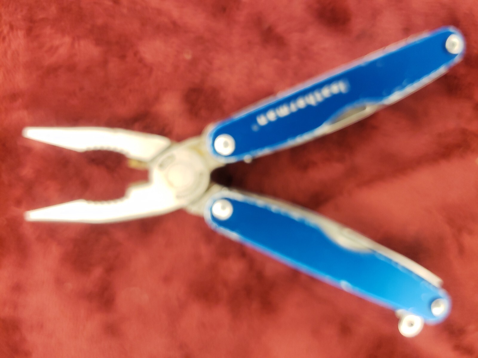 Leatherman Juice CS4 Multi-Tool Stainless Pliers Multi Tool Read
